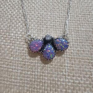 Elegant Silver Necklace with Opal Stone Accents